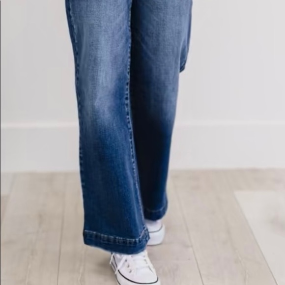 NIB NWT KanCan Classy Wide Leg Jeans - Picture 2 of 16